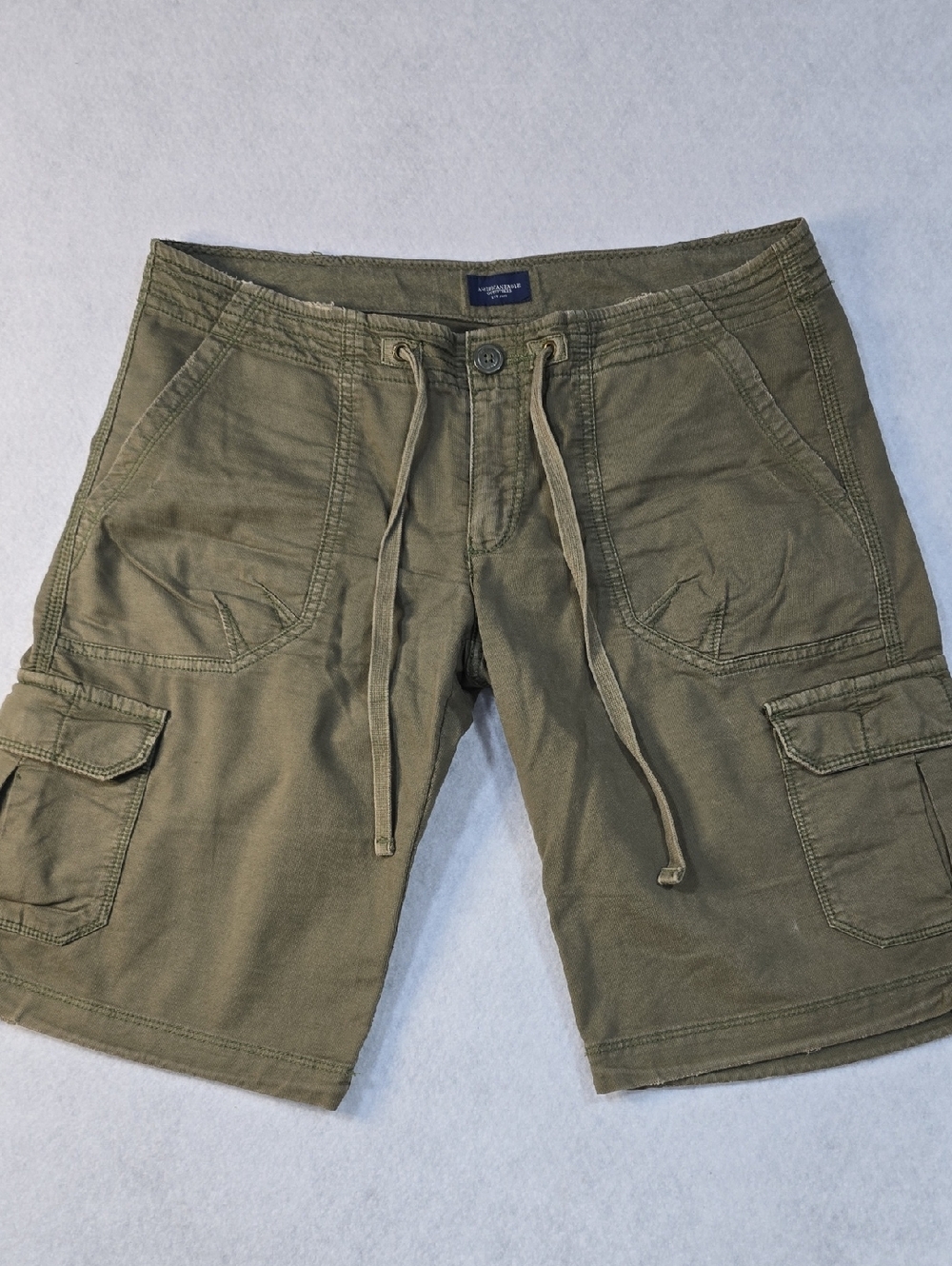 Y2K 2000s American Eagle Outfitters Olive Cargo Drawstring Shorts